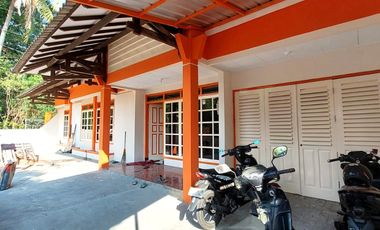Rumah dan Ruko 2 Lantai Strategis di Jalan Wates