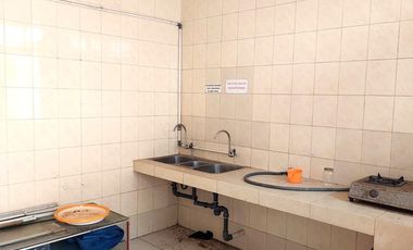 Rumah dan Ruko 2 Lantai Strategis di Jalan Wates