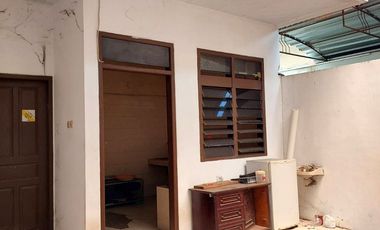 Rumah dan Ruko 2 Lantai Strategis di Jalan Wates