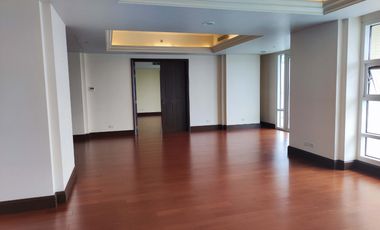 Four Bedroom Condo For Rent in Discovery Priimea at Makati City