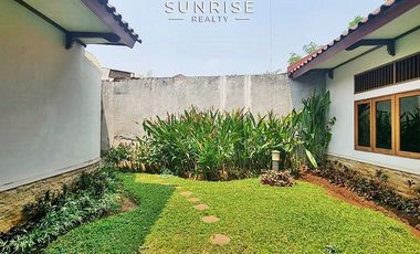Dijual Rumah di Komplek Jl Anggur Cipete, Cilandak, Jaksel