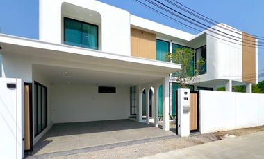 Modern 4 Bedroom Pool Villa in Hang Dong for Sale or Rent