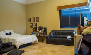 Samborondon, Renta de Hermosa Casa 4 Dorm. con Piscina