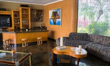 Samborondon, Renta de Hermosa Casa 4 Dorm. con Piscina