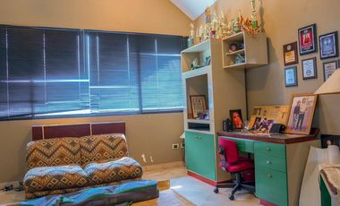 Samborondon, Renta de Hermosa Casa 4 Dorm. con Piscina