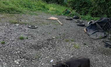 Te vendo este parqueadero  planito o para hacer apartamentos, ya que tiene el permiso en Cisneros.