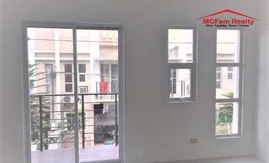 4 Bedroom Townhouse in Dulalia Homes Valenzuela
