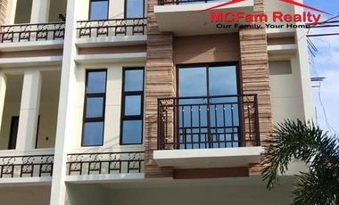 4 Bedroom Townhouse in Dulalia Homes Valenzuela