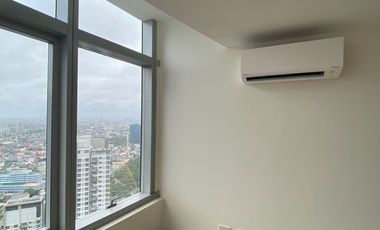 Rent to own 5 bedroom loft penthouse unit for sale in One Central Makati