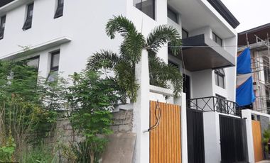 Brand New House and Lot For Sale with 5 Bedrooms and 4 Car Garage in Tivoli Royale Don Antonio PH2409