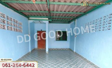 Townhouse, Nadi District, Prachinburi