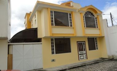 Casa de venta en Otavalo, Imbabura, Conjunto Privado Milenium