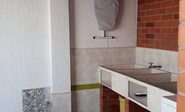 ALQUILER DE APARTA ESTUDIO AMOBLADO