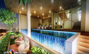 BRAND-NEW HOUSE WITH SWIMMING POOL PLUS 6 BEDROOM AND 5 PARKING