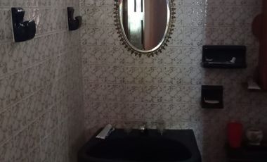 BONITA Y CENTRAL CASA AMPLIA UNIFAMILIAR EN MARIQUITA (TOLIMA) EN VENTA