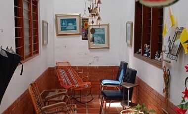 BONITA Y CENTRAL CASA AMPLIA UNIFAMILIAR EN MARIQUITA (TOLIMA) EN VENTA