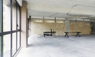 PR20200 Oficina en arriendo en el sector Altos de Palmas