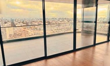 PENTHOUSE DUPLEX DE LUJO EN SAN ISIDRO - IMPRESIONANTE VISTA AL GOLF - 616 METROS - PISO 22 - US$ 2,750,000 DÓLARES