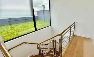 PENTHOUSE DUPLEX DE LUJO EN SAN ISIDRO - IMPRESIONANTE VISTA AL GOLF - 616 METROS - PISO 22 - US$ 2,750,000 DÓLARES