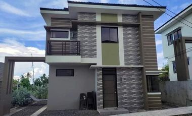 FAMILY HOUSE FOR SALE IN MINGLANILLA HIGHLANDS