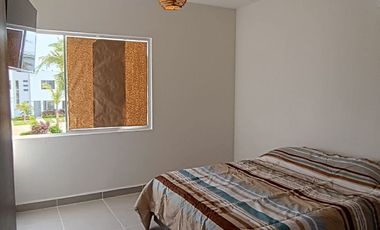 Preciosa casa en renta por noche con 3 recamas, 1.5 baños y club de playa en Acapulco.