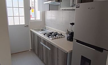 Preciosa casa en renta por noche con 3 recamas, 1.5 baños y club de playa en Acapulco.