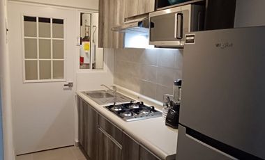 Preciosa casa en renta por noche con 3 recamas, 1.5 baños y club de playa en Acapulco.