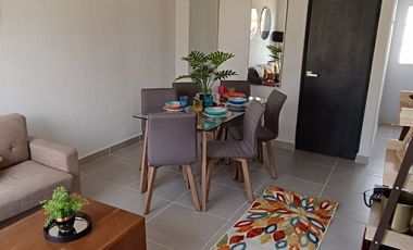 Preciosa casa en renta por noche con 3 recamas, 1.5 baños y club de playa en Acapulco.