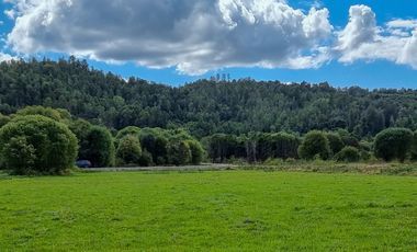 Lindas Parcelas con frente y/o con acceso al río Calle Calle en Valdivia