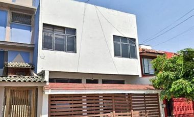 Venta De Casa En Jardines De La Cruz, Guadalajara