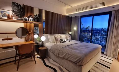 Pre Selling Studio unit in Laya by Shang Properties near Malls, Schools - Best Investment