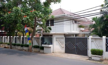FOR SALE RUMAH SIAP HUNI DI AREA CIPETE JAKARTA SELATAN