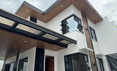 Desirable Modern house FOR SALE in Katipunan st. Kingspoint Quezon City -Keziah