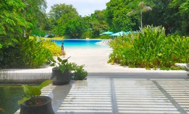 Studio Condo at Beach Resort For Sale in Mactan Lapu-Lapu Cebu