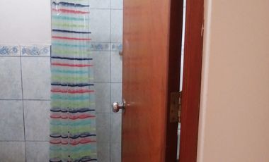 OCASION SE VENDE TERRENO Y 2 CASAS EN EL CENTRO DE LURIN 1,350 M2