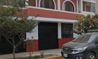 OCASION SE VENDE TERRENO Y 2 CASAS EN EL CENTRO DE LURIN 1,350 M2