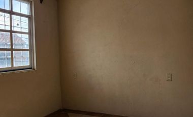 Casa con Local Comercial, 6 Recámaras, Fracc. La Providencia, Mineral de La Reforma, Hidalgo.