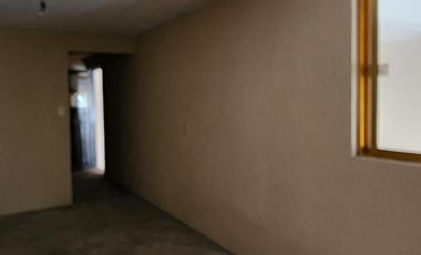 Casa con Local Comercial, 6 Recámaras, Fracc. La Providencia, Mineral de La Reforma, Hidalgo.