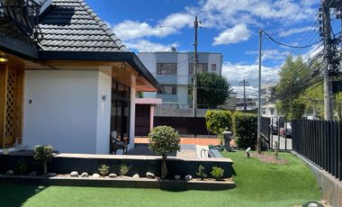 Renta casa de 450 m2 para oficina al norte de Quito