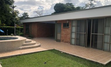 VENDO CASA EN RIBERA DE LAS MERCEDES CALI VALLE DEL CAUCA