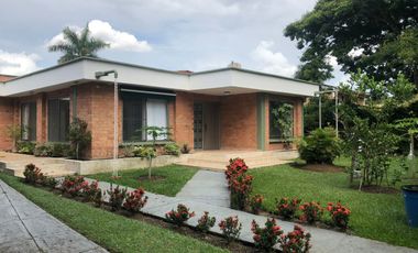 VENDO CASA EN RIBERA DE LAS MERCEDES CALI VALLE DEL CAUCA