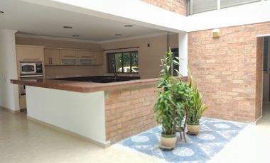 VENDO CASA EN RIBERA DE LAS MERCEDES CALI VALLE DEL CAUCA