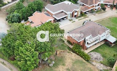 Se Vende Lote en el Condominio Colina de Yerbabuena-Ruitoque Condominio