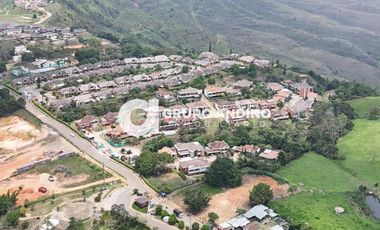 Se Vende Lote en el Condominio Colina de Yerbabuena-Ruitoque Condominio