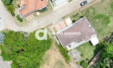 Se Vende Lote en el Condominio Colina de Yerbabuena-Ruitoque Condominio