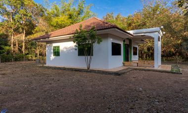 Countryside Cottage 2 rai Muang Sam Sip Ubon Ratchathani