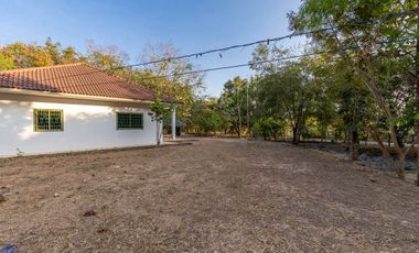 Countryside Cottage 2 rai Muang Sam Sip Ubon Ratchathani