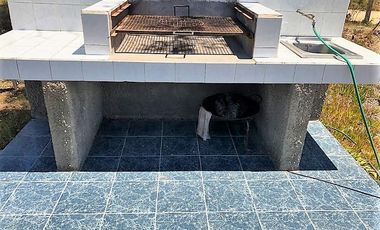 VENDE CASA EN PARCELA, CONDOMINIO SANTA MARIA DE ALGARROBO, 6 DORMITORIOS, 6 BAÑOS, PISCINA, TERRAZA, QUINCHO