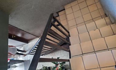 EDIFICIO DE TRES NIVELES EN VENTA, CIUDAD NEZAHUALCÓYOTL