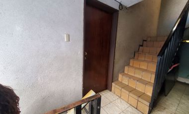 EDIFICIO DE TRES NIVELES EN VENTA, CIUDAD NEZAHUALCÓYOTL